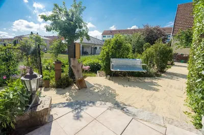 Ein Garten an der Unterkunft Ferienhaus Geiserich