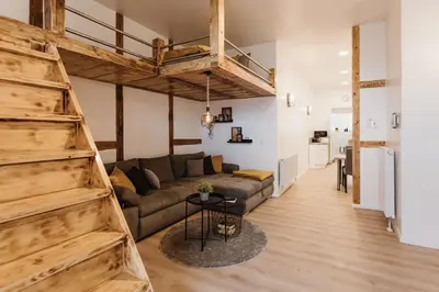Ein Sitzbereich in der Unterkunft Ferienwohnung Hubertuseck