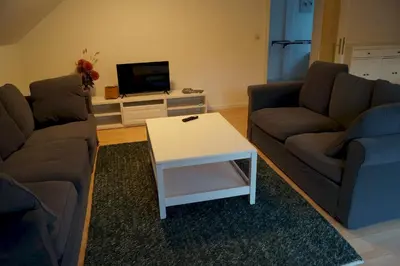 Ein Sitzbereich in der Unterkunft Schöne Wohnung in Goslar in der Nähe der Altstadt