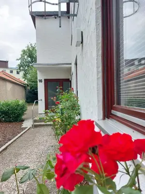 Ein Garten an der Unterkunft Penthouse Wohlfühlort mit Dachterrasse