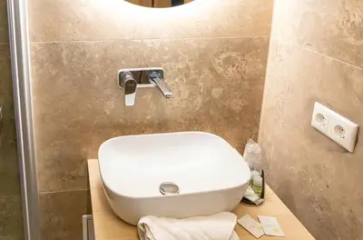 Ein Badezimmer in der Unterkunft Central Hotel & Lounge Adult Only