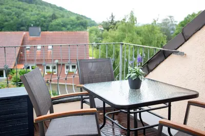 Ein allgemeiner Bergblick oder ein Berglick von der Ferienwohnung aus