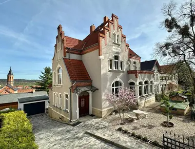Das Gebäude in dem sich die Ferienwohnung befindet