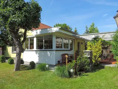 Ein Garten an der Unterkunft Ferienhaus Baldamus in Blankenburg