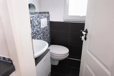 Ein Badezimmer in der Unterkunft Ilsehof Tiny-House Mimi