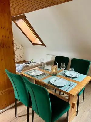 Ein Sitzbereich in der Unterkunft Apartment Waldkauz - Altenau