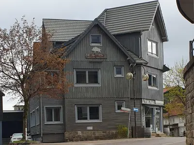 Das Gebäude in dem sich die Ferienwohnung befindet