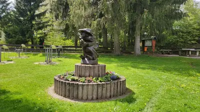 Ein Garten an der Unterkunft Familienwohnung Grünwald