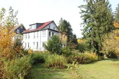 Ein Garten an der Unterkunft Apartment Pusteblume