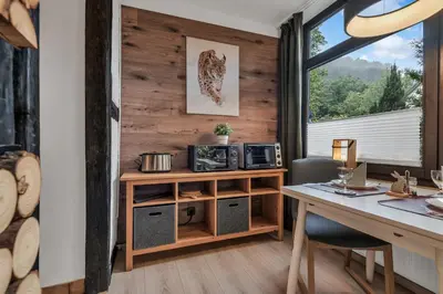 Küche/Küchenzeile in der Unterkunft HIRSCH Stadt Apartment 1 - Terrasse mit Flussblick - Parkplatz