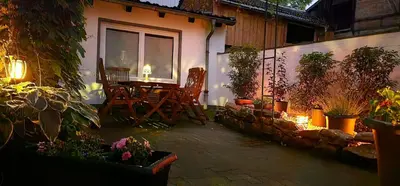 Ein Garten an der Unterkunft Ferienhaus Am Trollmönch