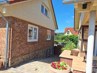 Das Gebäude in dem sich die Ferienwohnung befindet
