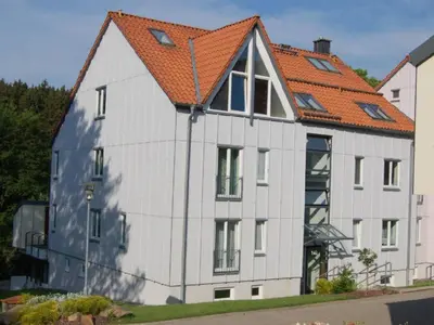 Das Gebäude in dem sich die Ferienwohnung befindet