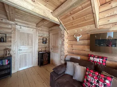 Ein Sitzbereich in der Unterkunft FeWo Traumzeit Hahnenkleer Hütte