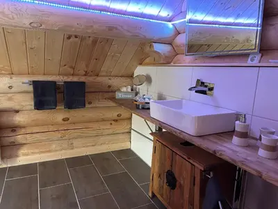 Küche/Küchenzeile in der Unterkunft FeWo Traumzeit Hahnenkleer Hütte
