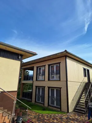 Das Gebäude in dem sich die Ferienwohnung befindet