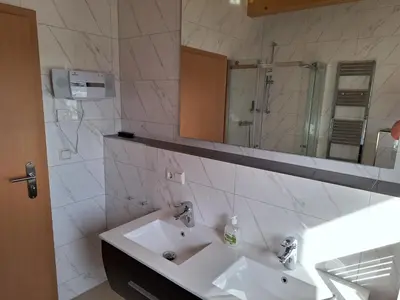 Ein Badezimmer in der Unterkunft Sonnenhof Haus 2 - OG