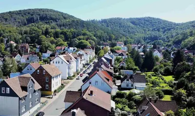 Ein allgemeiner Bergblick oder ein Berglick von der Ferienwohnung aus