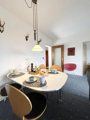 Ein Sitzbereich in der Unterkunft Ferienwohnung Bergliebe
