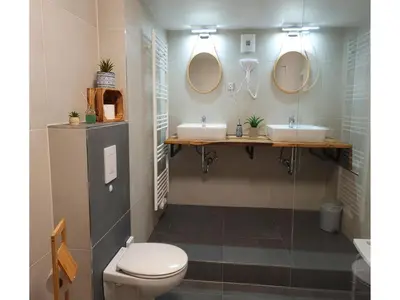 Ein Badezimmer in der Unterkunft Ferienhaus im Kurort inkl Frühstück