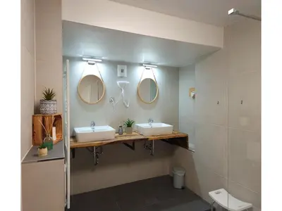 Ein Badezimmer in der Unterkunft Ferienhaus im Kurort inkl Frühstück