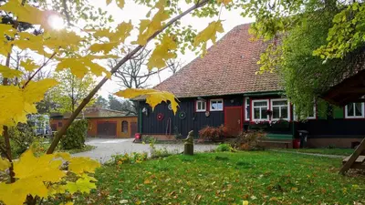 Ein Garten an der Unterkunft Bauer Linde's Ferienwohnung