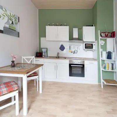 Quiet Garden Apartment