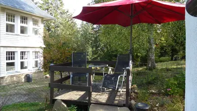 Ein Garten an der Unterkunft Ferienwohnung Rasch