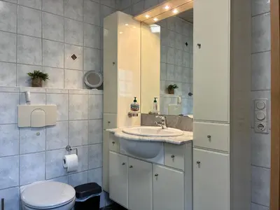 Ein Badezimmer in der Unterkunft Zum Winzer