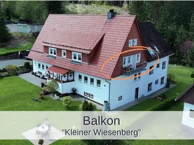 Das Gebäude in dem sich die Ferienwohnung befindet