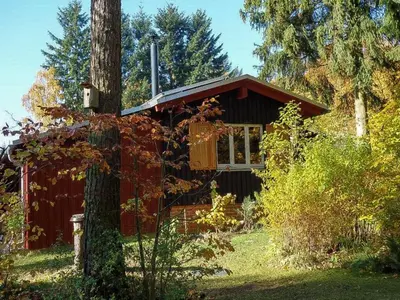 Ein Garten an der Unterkunft Forest-Edge Apartment