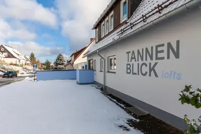 Das Gebäude in dem sich die Ferienwohnung befindet