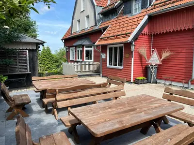 Das Gebäude in dem sich die Ferienwohnung befindet