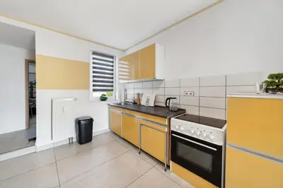 Küche/Küchenzeile in der Unterkunft Wohnung Stadtrand, 4 Personen, nahe Bahnhof und See
