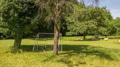 Ein Garten an der Unterkunft Ferienwohnung Ferienhäuser am Brocken, 80 qm 3 Schlafzimmer