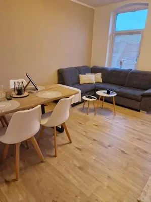 Ein Sitzbereich in der Unterkunft Helle 3 Zimmer Wohnung im Harz