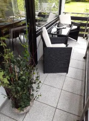 Ein Sitzbereich in der Unterkunft Apartment Wurmbergblick