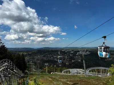 Ein allgemeiner Bergblick oder ein Berglick von der Ferienwohnung aus
