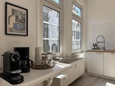 Küche/Küchenzeile in der Unterkunft HYGGE LIVING - Große hochwertige Apartments - hundefreundlich - Boxspringbetten - inmitten der Altstadt