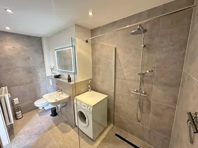 Ein Badezimmer in der Unterkunft Ferienwohnung Hang zur Villa