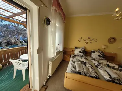 Ein Bett oder Betten in einem Zimmer der Unterkunft Günstige, große Ferienwohnung im Zentrum von Wernigerode