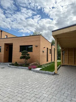 Das Gebäude in dem sich die Ferienwohnung befindet