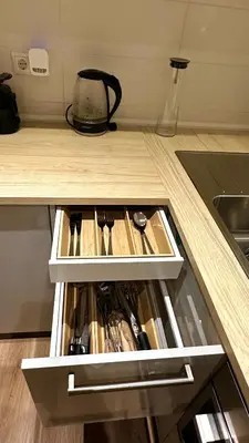 Küche/Küchenzeile in der Unterkunft Apartment Mauerblick in der Altstadt mit Smart TV Waschtrockner und voll ausgestatteter Küche