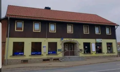 Das Gebäude in dem sich die Ferienwohnung befindet