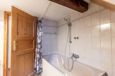 Ein Badezimmer in der Unterkunft Ferienwohnung am Neuen Thore III - b70294