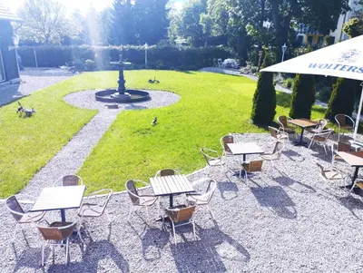 Ein Garten an der Unterkunft Unik Villa - Fewo im Oberharz Frühstück Halbpension buchbar