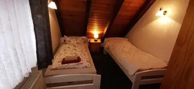 Ein Bett oder Betten in einem Zimmer der Unterkunft Ferienwohnungen Christel