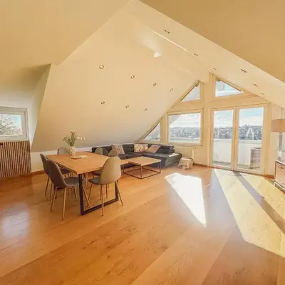 Helles Bergblick Luxus Apartment
