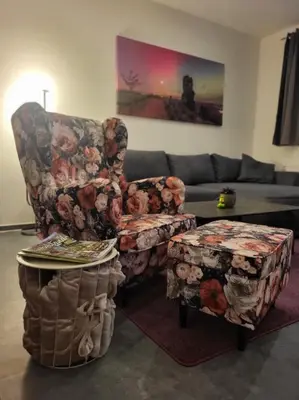 Ein Sitzbereich in der Unterkunft Heinrichs Ferienwohnungen Quedlinburg