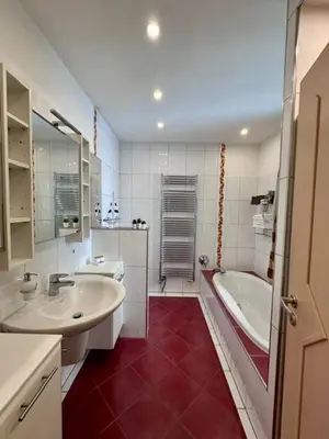 Ein Badezimmer in der Unterkunft Zum Quedel